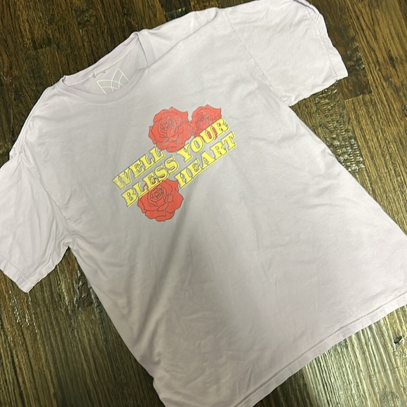 Mallory Ervin Shirt size Large “Well Bless Your Heart” - Picture 4 of 5